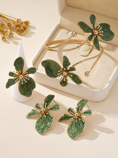 Flower Shape Bracelet + Earrings + Rings Accessories Three Pieces