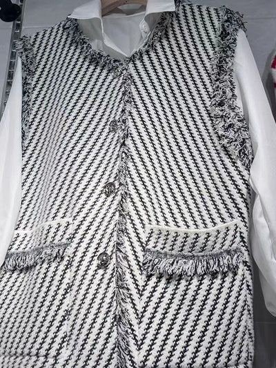 Loose Sleeveless Buttoned Fringed Pockets Striped V-Neck Vest Outerwear