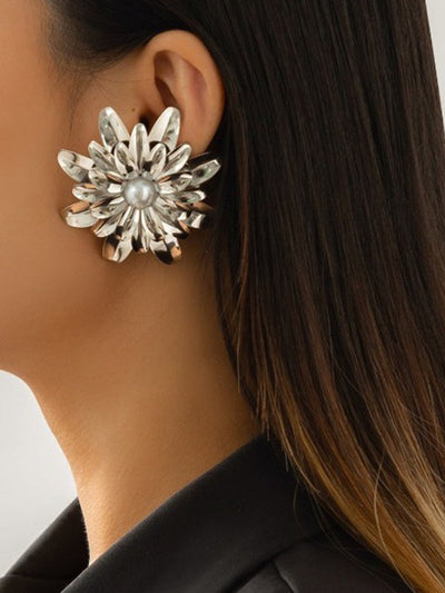 Flower Shape Drop Earrings