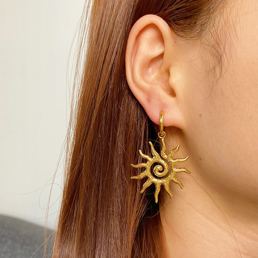 1 Pair Vintage Style Classic Style Sun 304 Stainless Steel 18K Gold Plated Drop Earrings