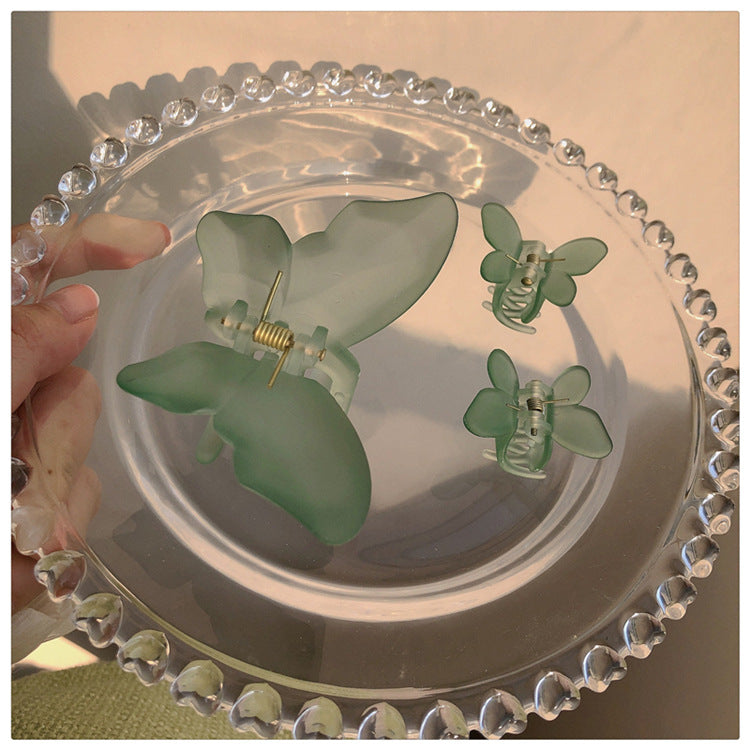 Women's Sweet Butterfly Plastic Stoving Varnish Hair Claws