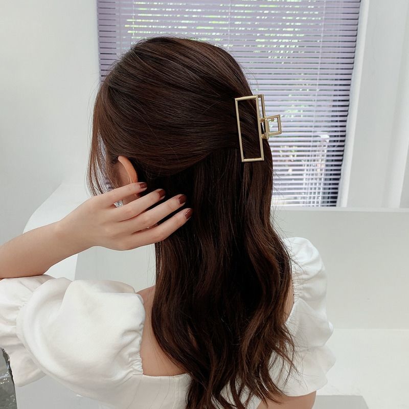 retro solid color alloy plating hair claws 1 piece