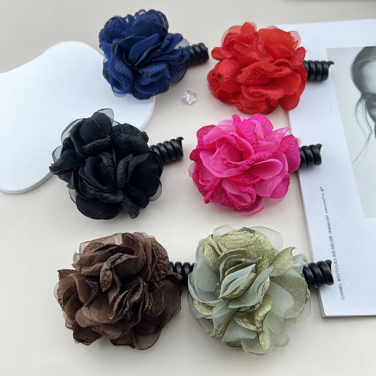 Women's Sweet Simple Style Flower Plastic Cloth Hair Tie