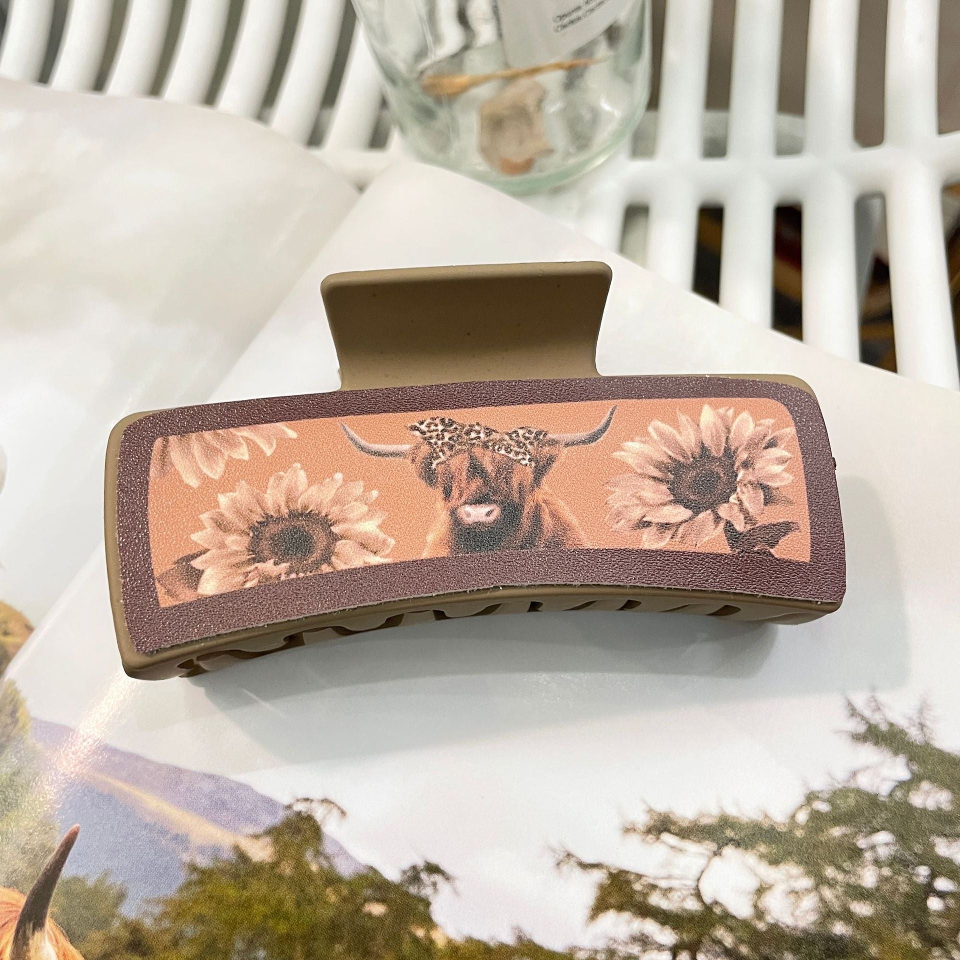 Women's Vintage Style Cattle Plastic Polishing Hair Claws