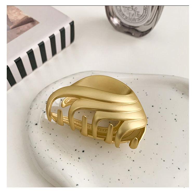 Women's Casual Simple Style Solid Color Alloy Hair Claws