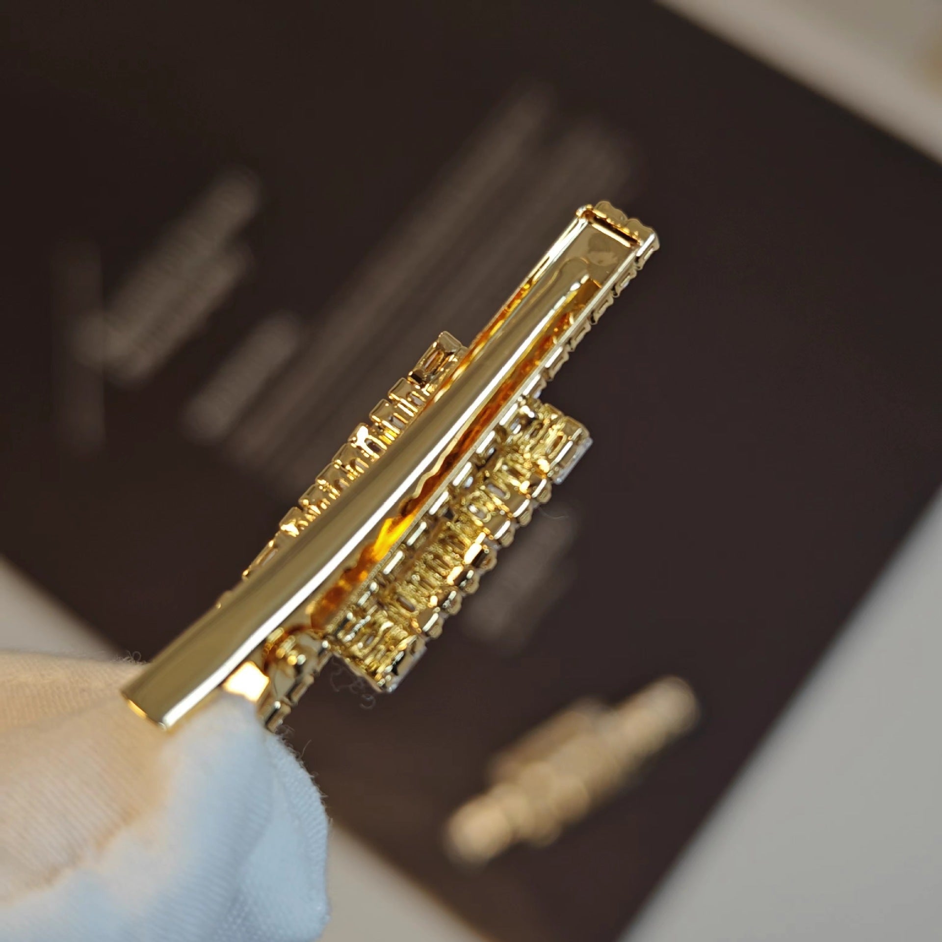 Women's Simple Style Classic Style Solid Color Alloy Inlay Rhinestones Hair Clip