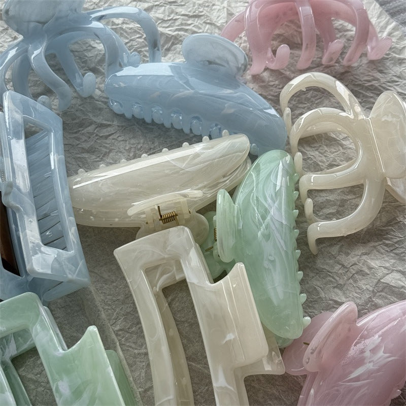 Women's Elegant Solid Color Plastic Hair Claws