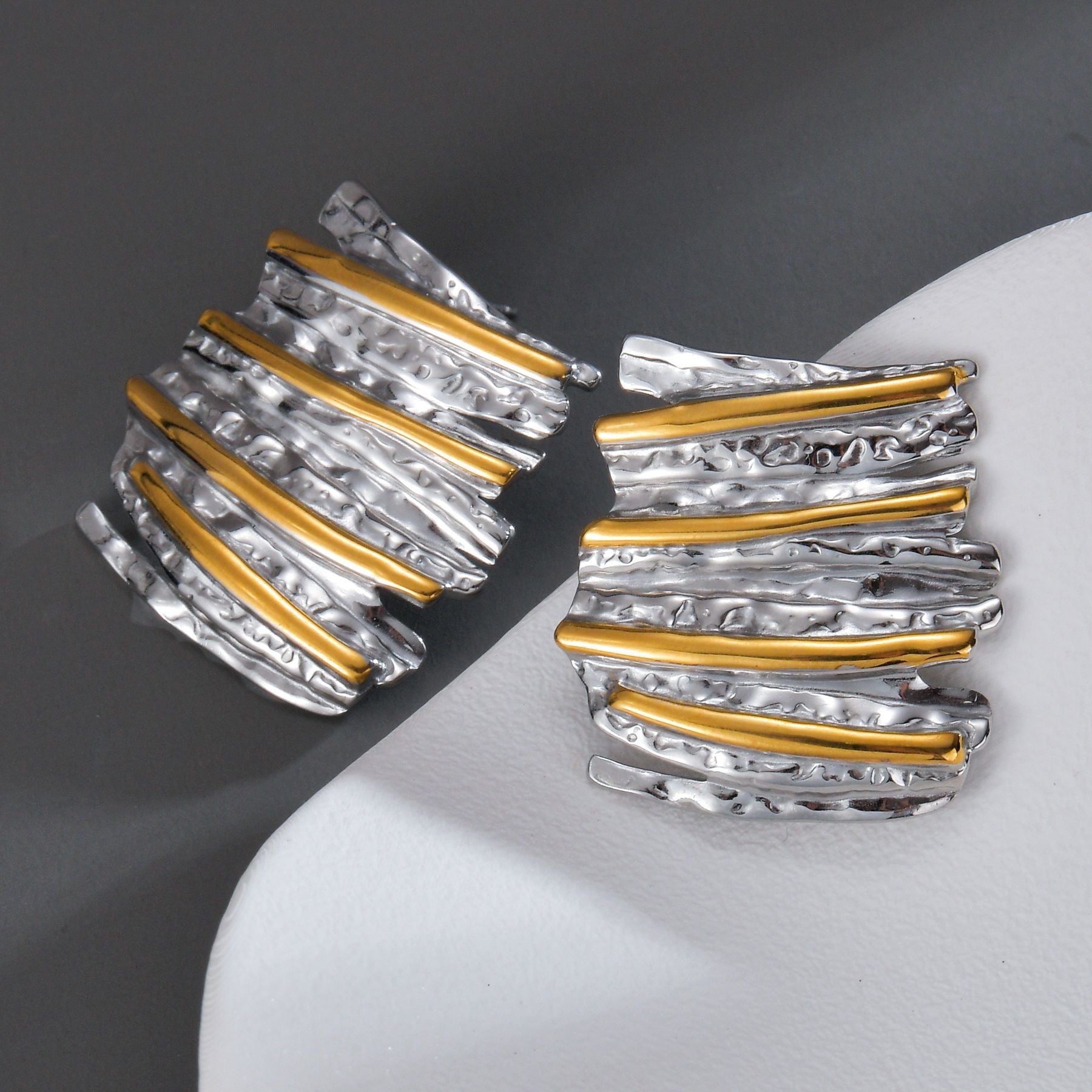 1 Pair Artistic Geometric Waves Plating 304 Stainless Steel Ear Studs