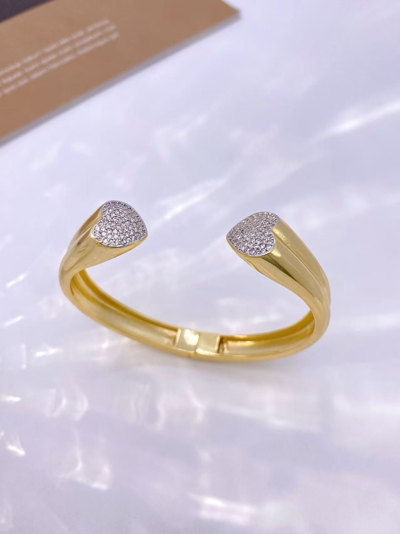 Jewelry Classic Style Heart Shape Copper Zircon Plating Rings Bracelets