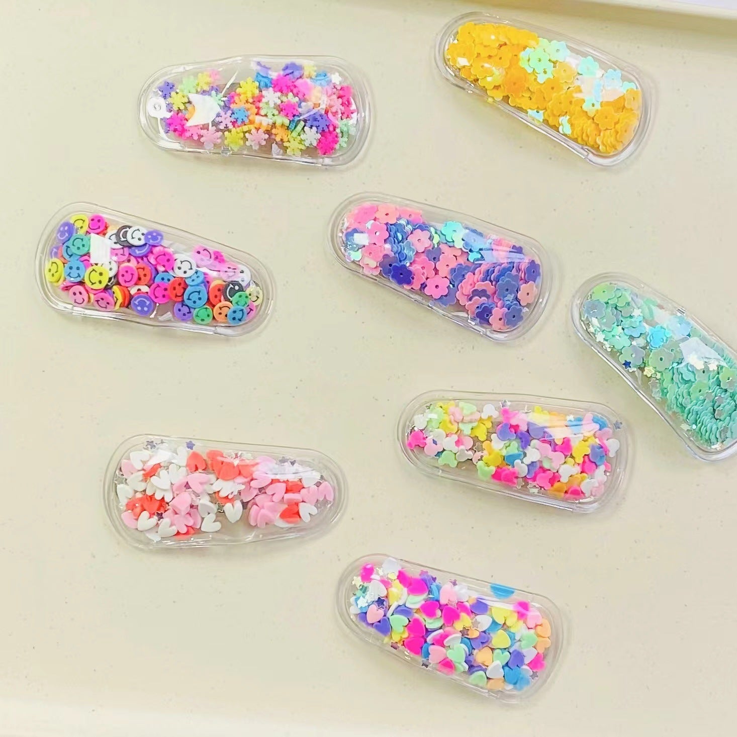 cartoon style heart shape flower plastic hair clip