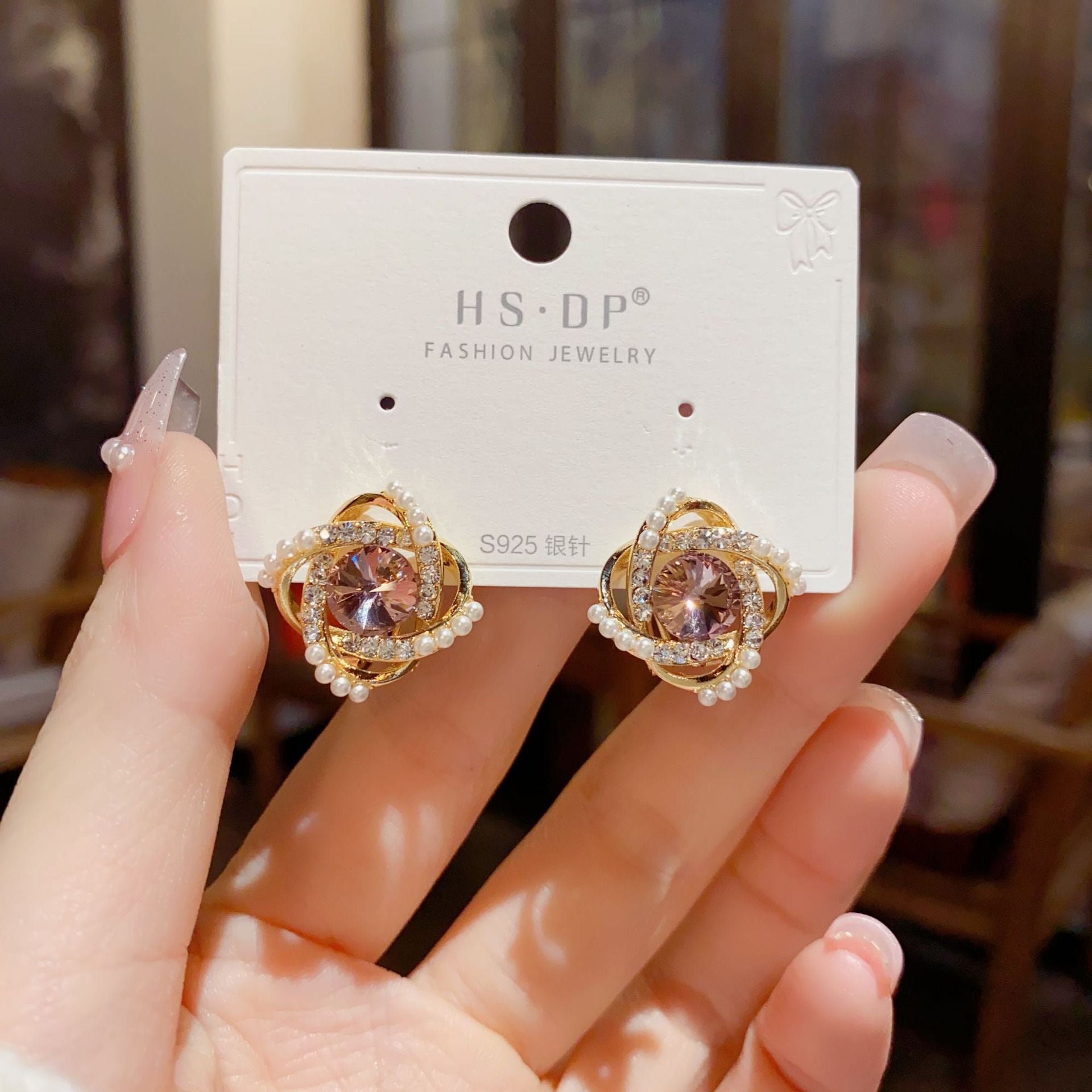 S925 silver needle exquisite light luxury elegant small fragrant zircon stud earrings wholesale