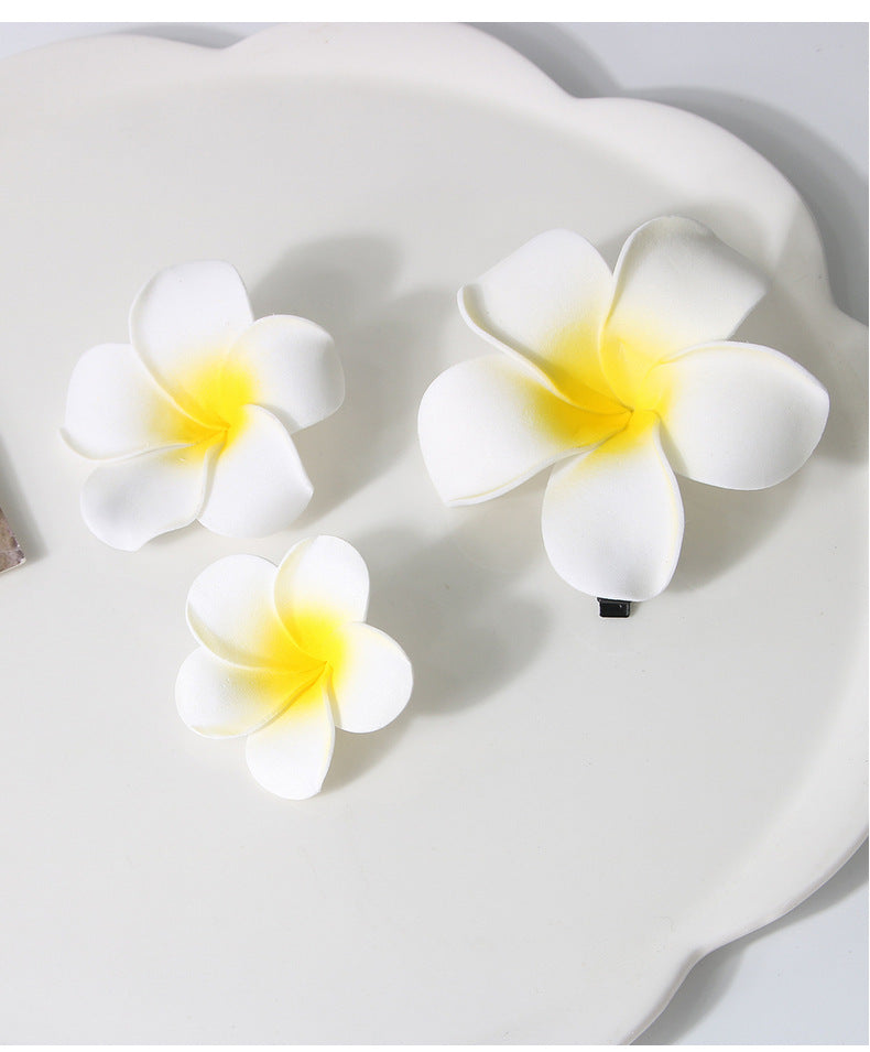 Women's Sweet Flower Plastic Metal Inlay Pearl Hair Clip