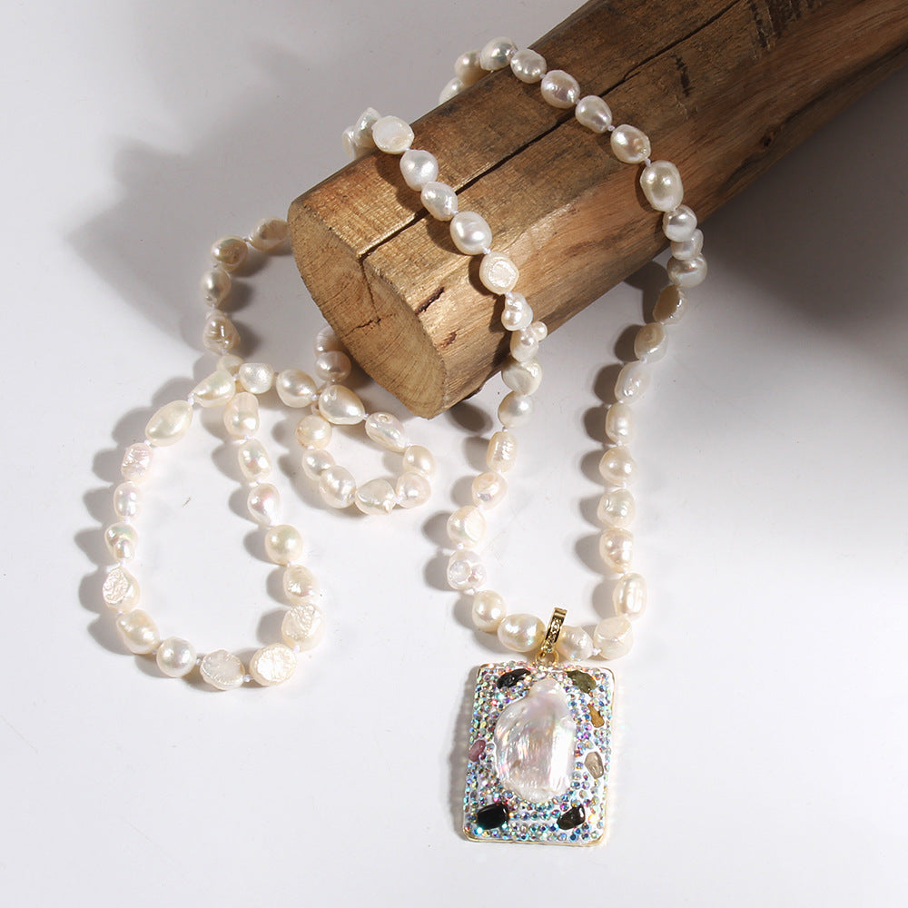 Elegant Vintage Style Geometric natural stone Beaded Chain Pendant Necklace In Bulk