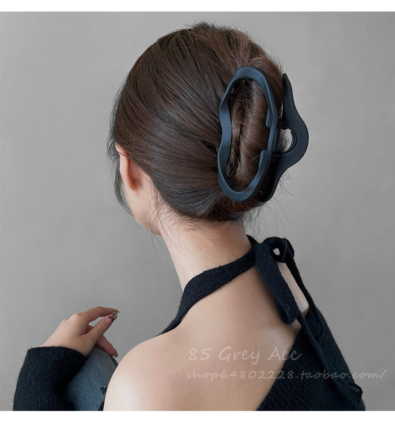 Women's French Style IG Style Solid Color Plastic Spray Paint Hair Claws