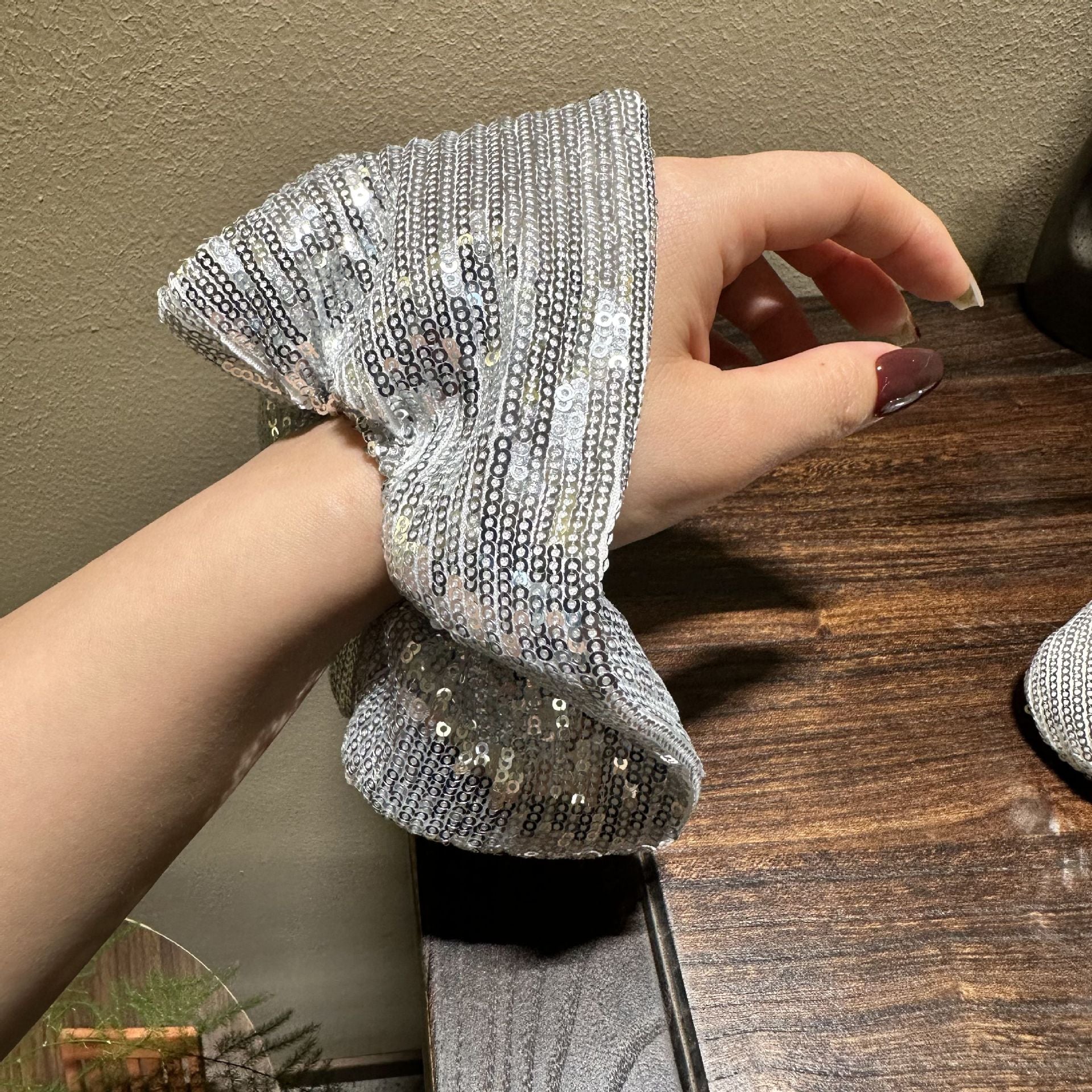 Women's Shiny Solid Color Sequins Hair Tie