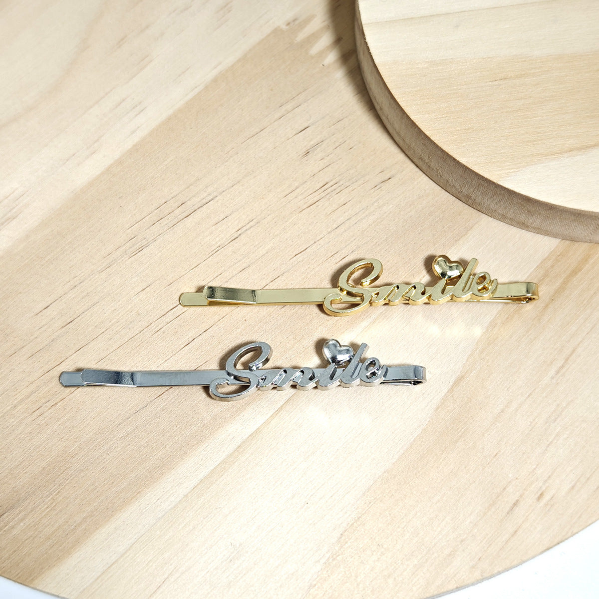 Women's Simple Style Classic Style Letter Alloy Plating Hair Clip