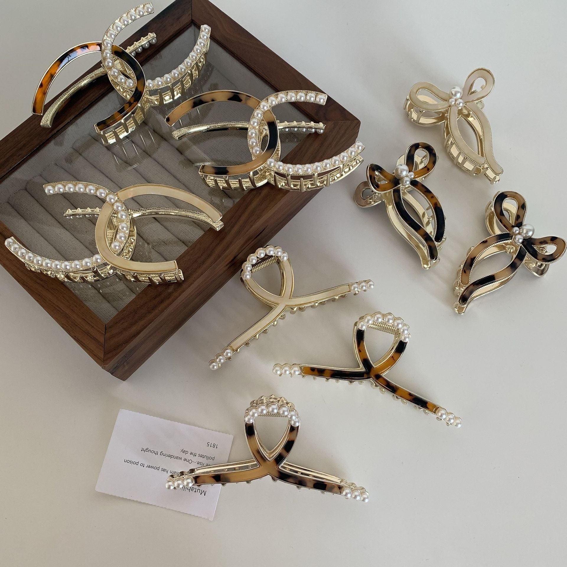 elegant geometric metal inlay artificial pearls hair claws