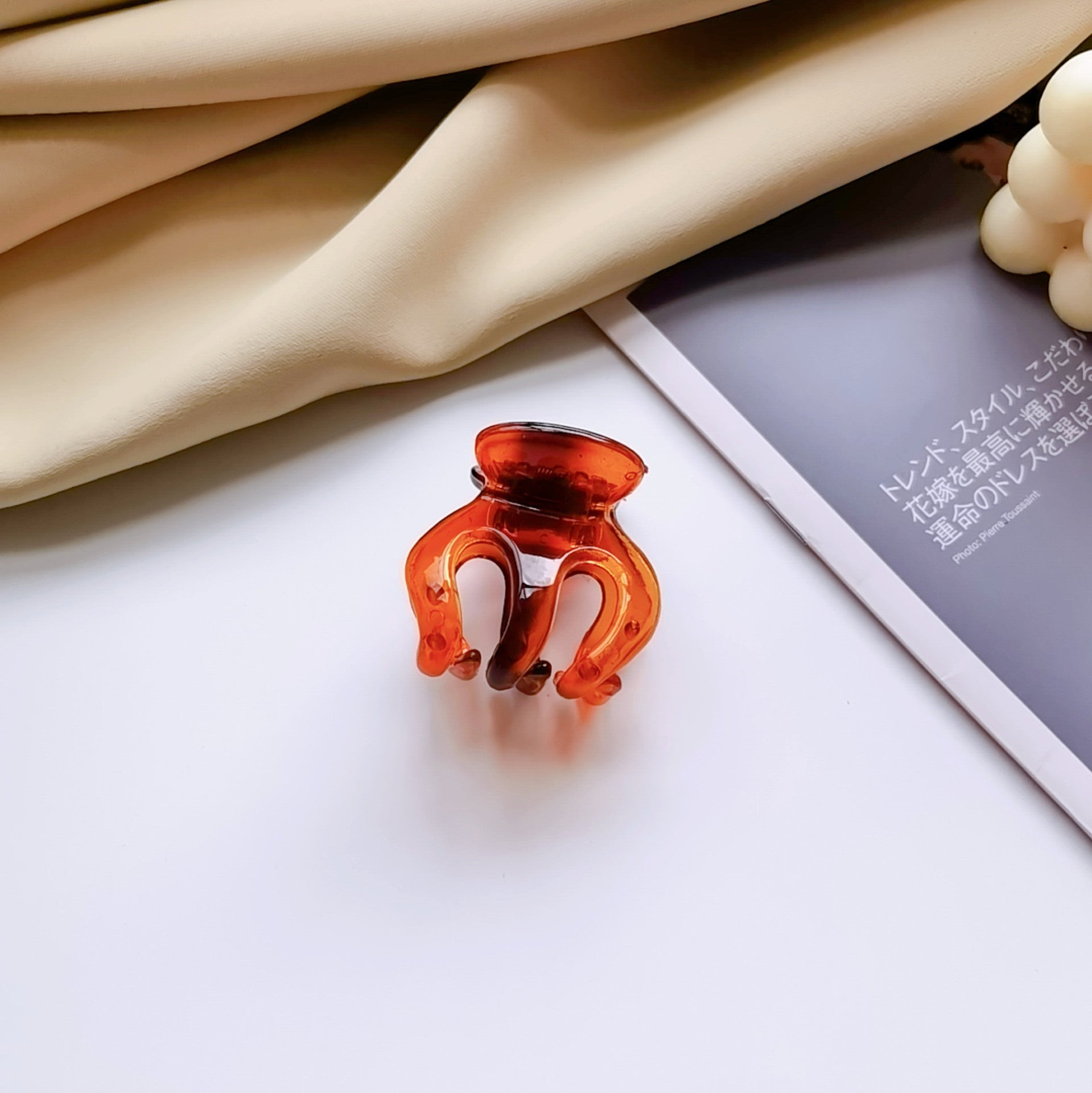 Women's Commute Korean Style Solid Color Plastic Hair Claws