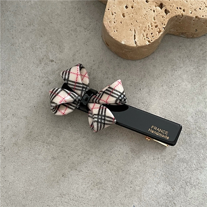 sweet bow knot arylic hair clip