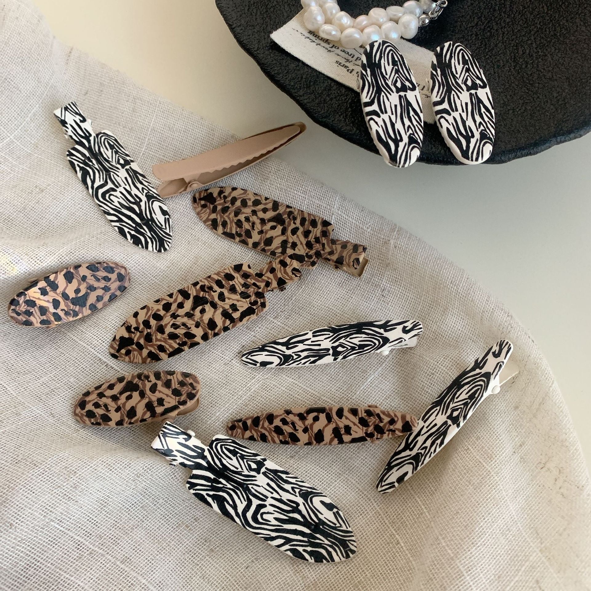 Women's Simple Style Commute Leopard Metal Hair Clip