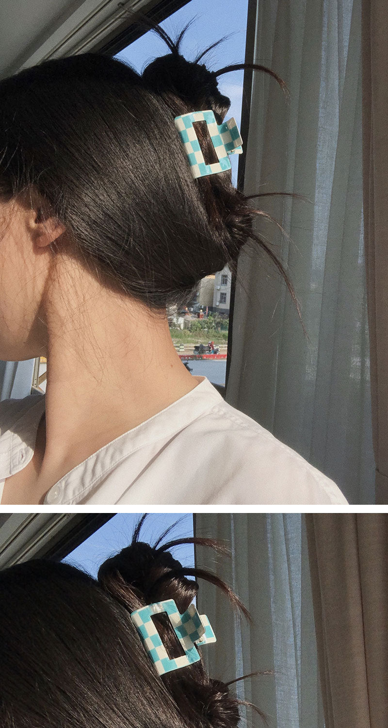 Women's Simple Style Lattice PVC Hair Claws