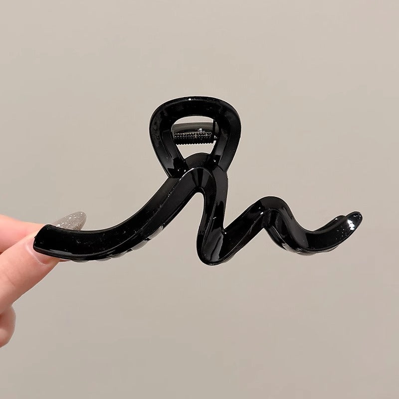 Cute love grab clip girl 2025 new popular high-end disc hair shark clip hairpin hair card headdress