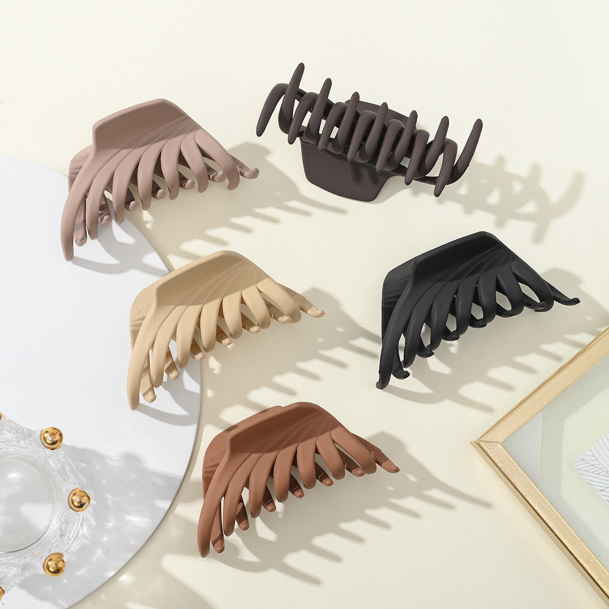 women's simple style geometric plastic stoving varnish hair claws