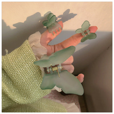 Women's Sweet Butterfly Plastic Stoving Varnish Hair Claws