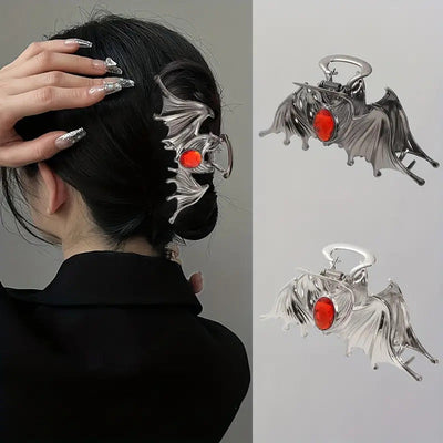 Halloween Funny Women's Bat Metal Inlay Gem Hair Claws