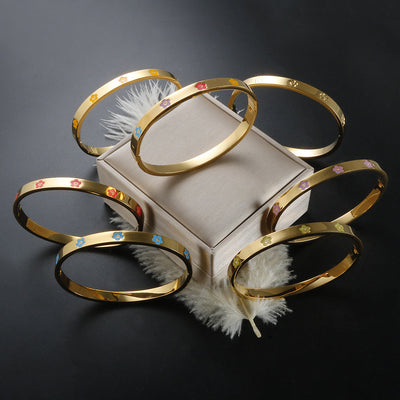 Elegant Heart Shape Flower Titanium Steel Bangle In Bulk