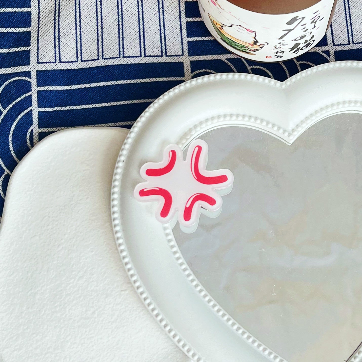 Women's Cute Smile Face Water Droplets Plastic Epoxy Hair Clip