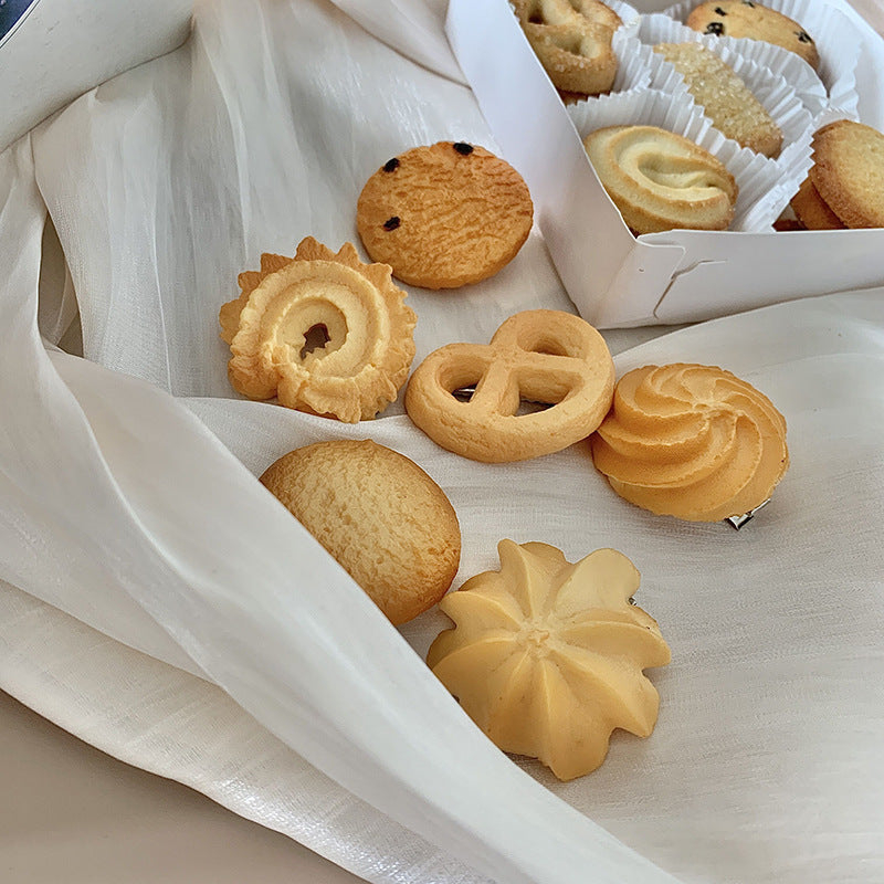 Women's Cute Geometric Plastic Resin Hair Clip