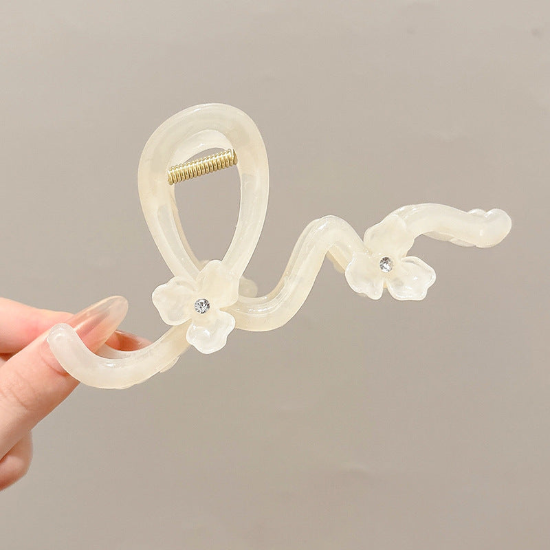 Cute love grab clip girl 2025 new popular high-end disc hair shark clip hairpin hair card headdress