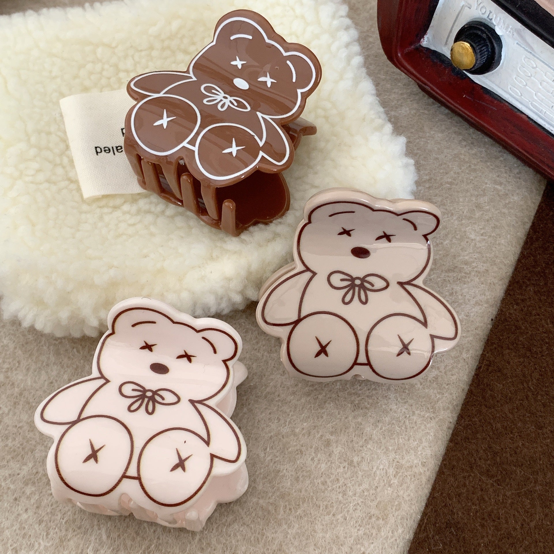 women's cute bear acetic acid sheets hair claws