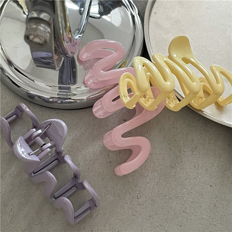 Women's Sweet Korean Style Waves Lines Plastic Hair Claws