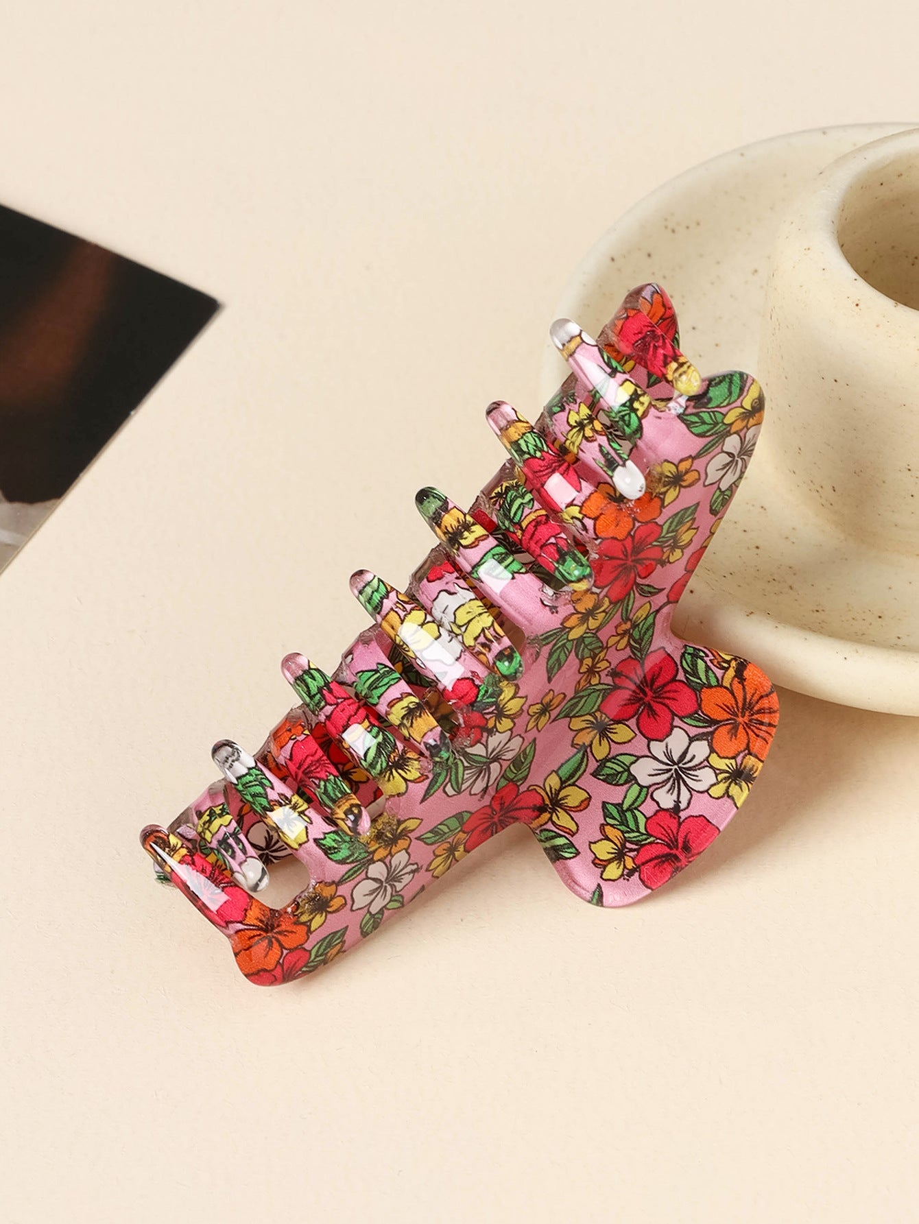 women's sweet flower arylic handmade hair claws