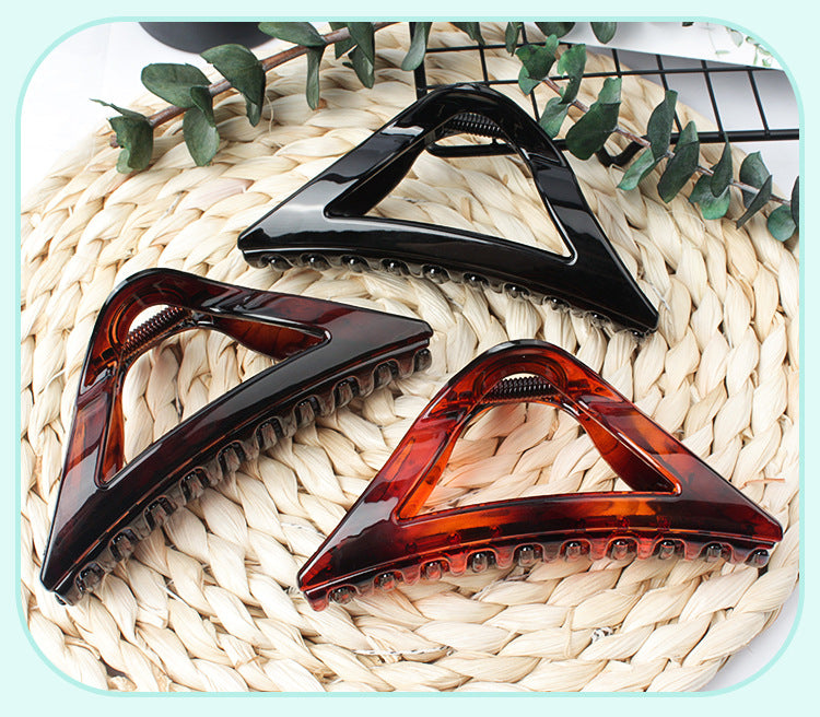 simple style triangle arylic stoving varnish hair claws 1 piece