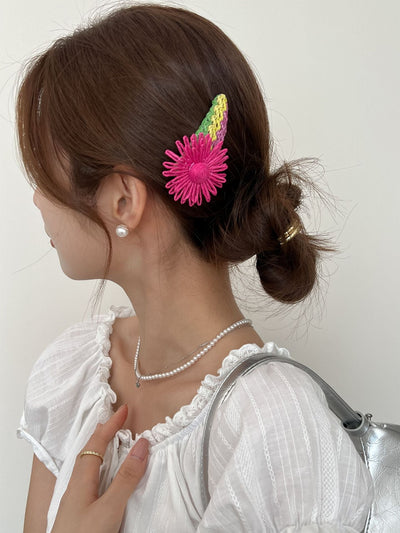 Women's Casual Sweet Daisy Plastic Hair Clip