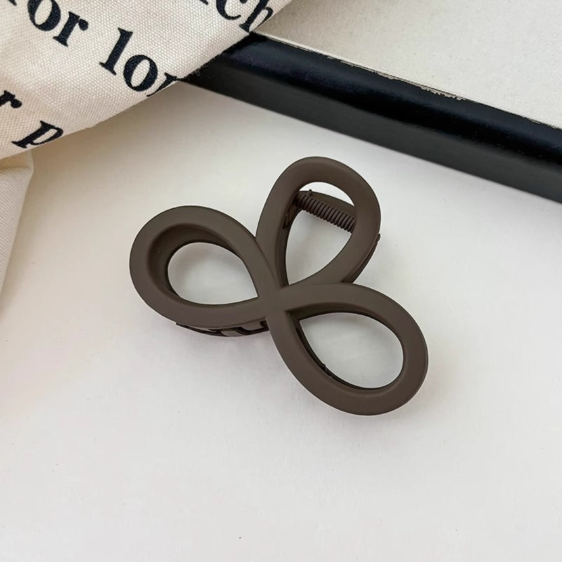 Cute love grab clip girl 2025 new popular high-end disc hair shark clip hairpin hair card headdress