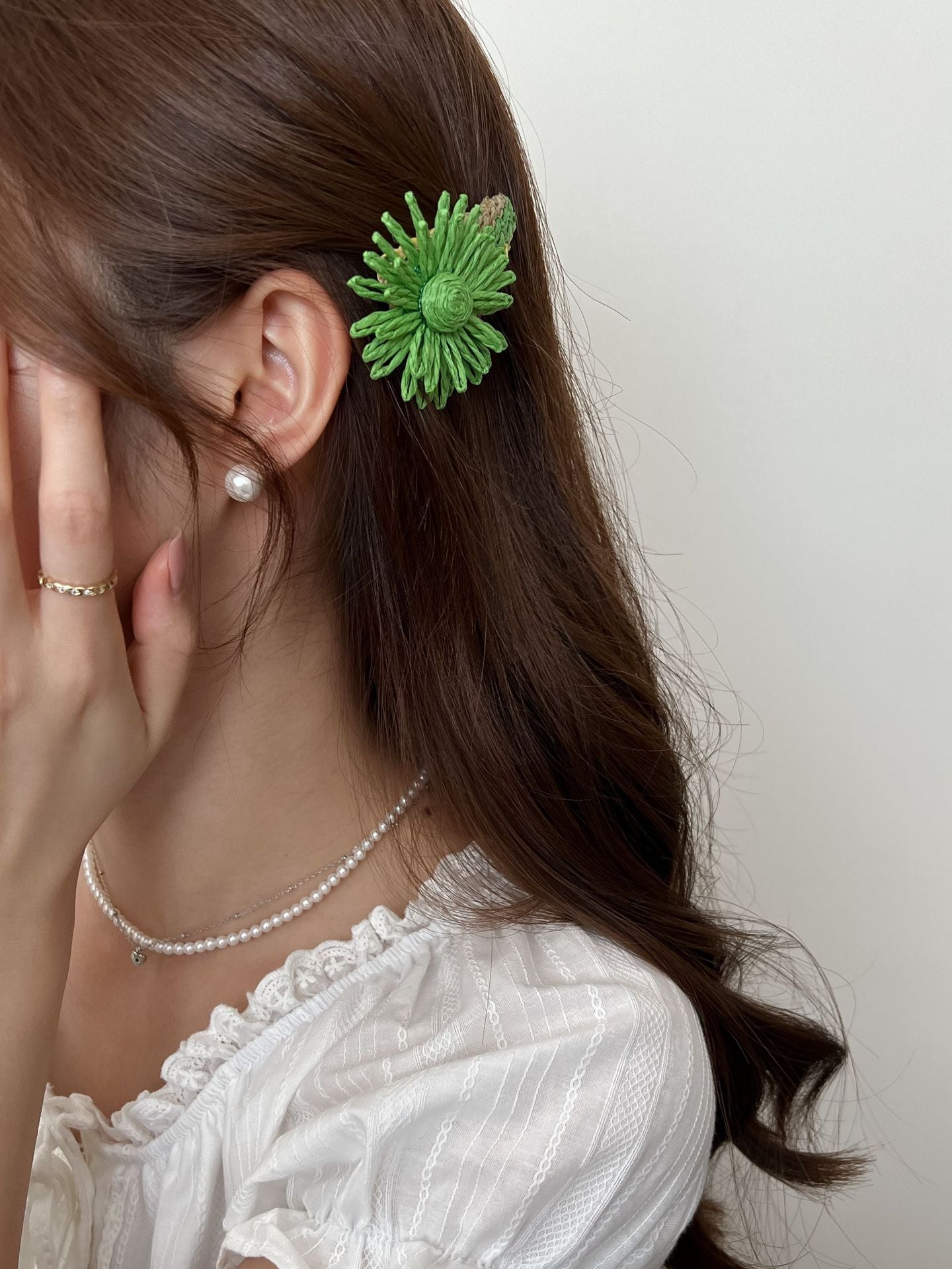 Women's Casual Sweet Daisy Plastic Hair Clip