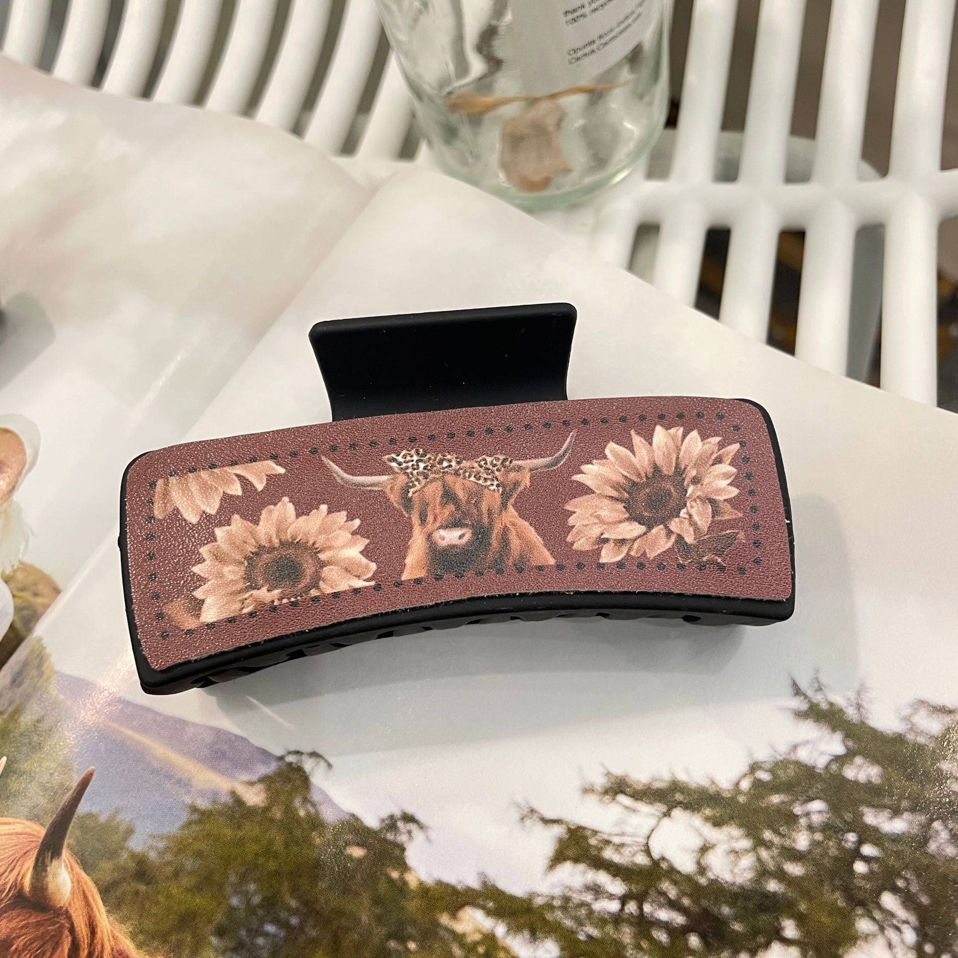 Women's Vintage Style Cattle Plastic Polishing Hair Claws