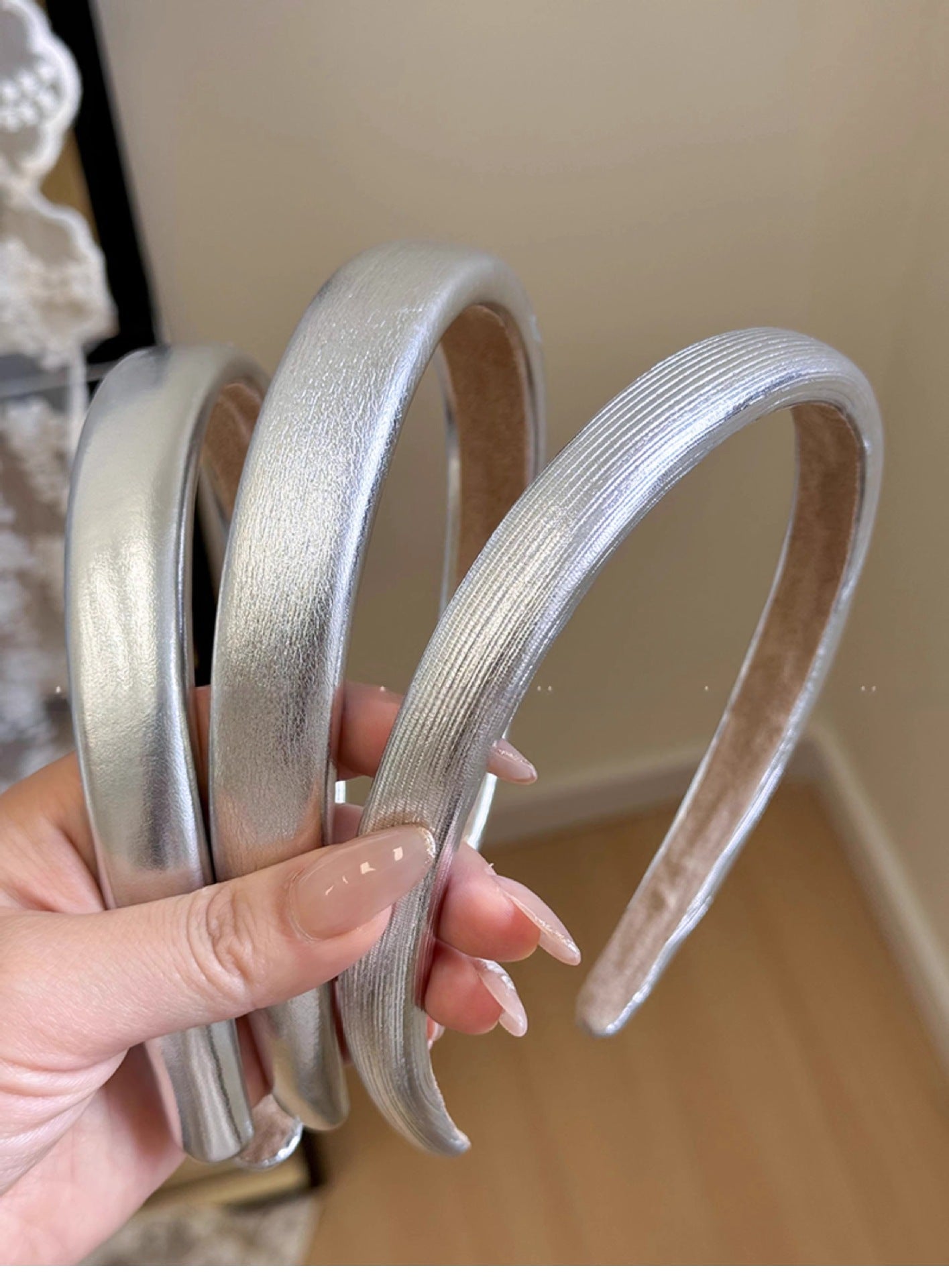 Women's Simple Style Classic Style Solid Color Pu Leather Hair Band