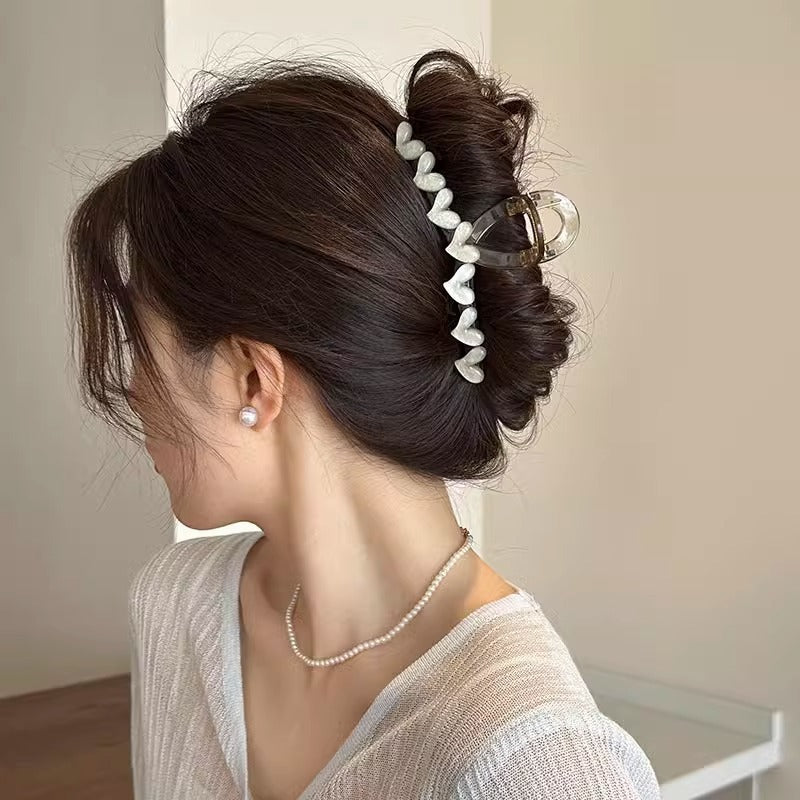 Cute love grab clip girl 2025 new popular high-end disc hair shark clip hairpin hair card headdress