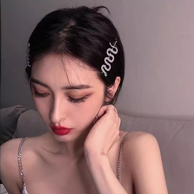 Women's Simple Style Classic Style Snake Alloy Inlay Zircon Hair Clip