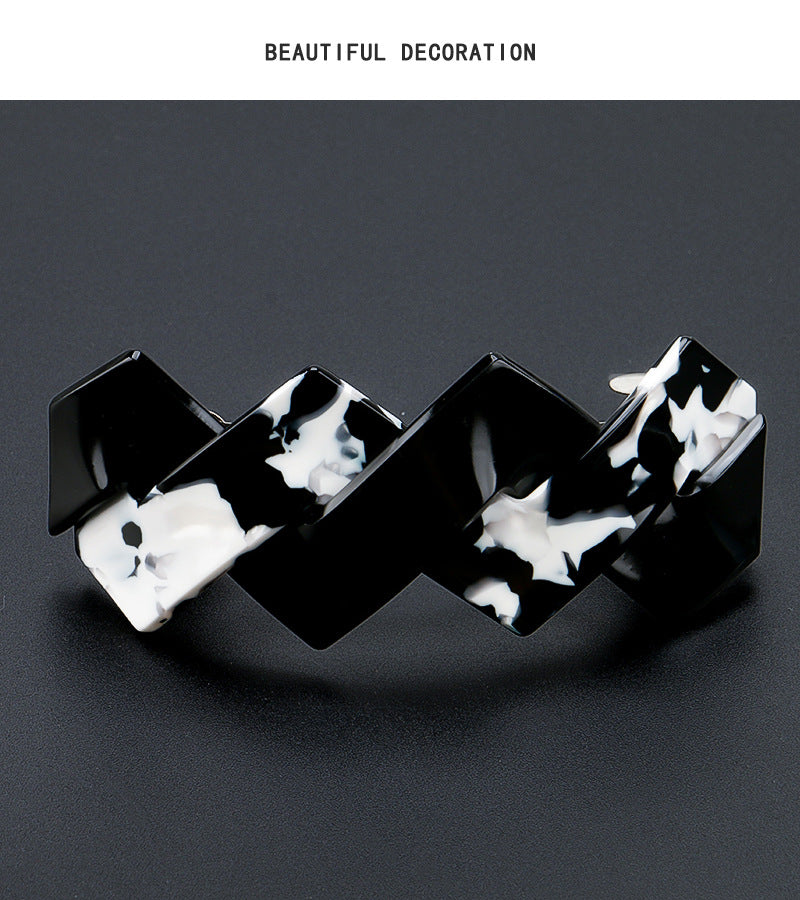 Women's Retro Simple Style Twist Acetic acid sheets Hair Clip