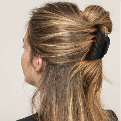 women's simple style geometric plastic stoving varnish hair claws