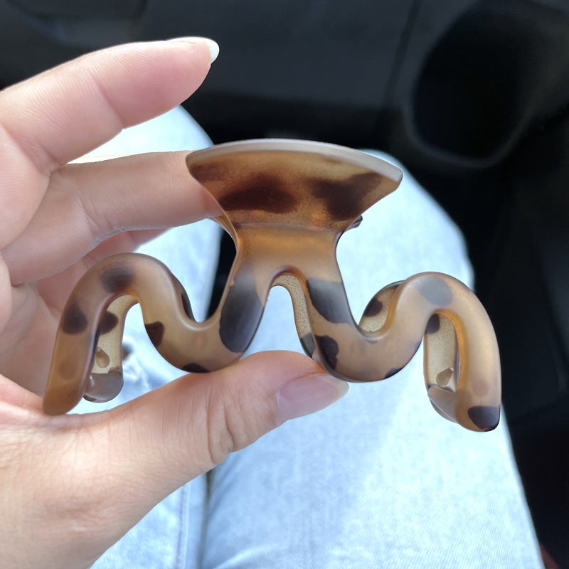 fashion geometric leopard plastic hollow out hair claws