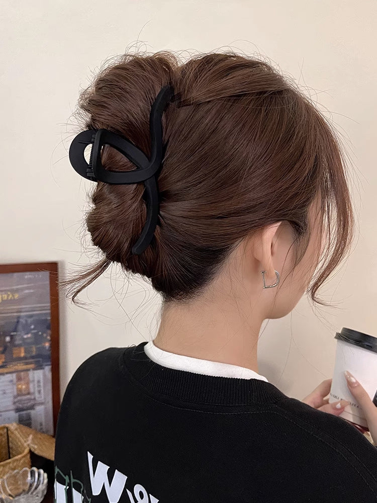 Women's Elegant Solid Color Plastic Stoving Varnish Hair Claws