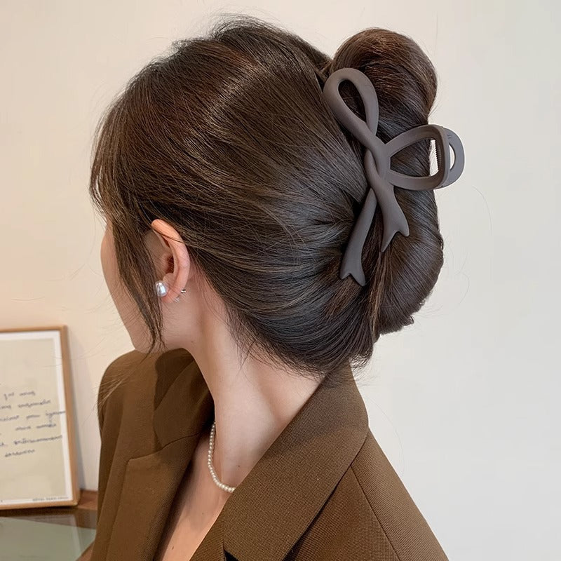 Cute love grab clip girl 2025 new popular high-end disc hair shark clip hairpin hair card headdress