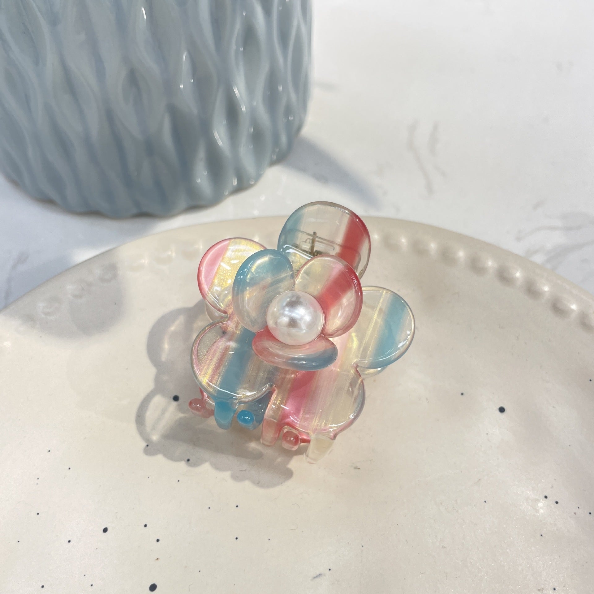 Women's Elegant Simple Style Flower Acetic acid sheets Inlay Artificial Pearls Hair Claws